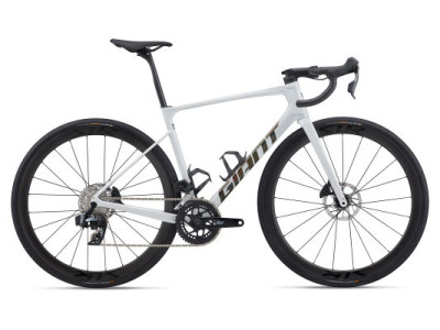 Bild zu Giant Defy Adv. Pro 1 White L